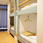 The Next Door Hostel Lower East Nine